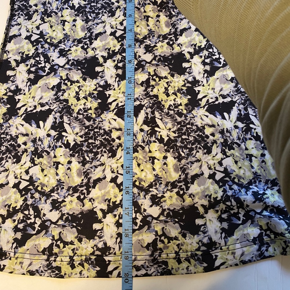 Lululemon | Racerback Tank - Picture 12 of 15